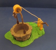 Smurfs 40090 Wishing Well Smurf Playset Water Bucket 1980 Vintage Garden Toy Lot