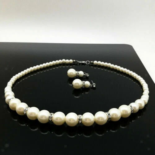 Parure di bigiotteria bianchi in cristallo