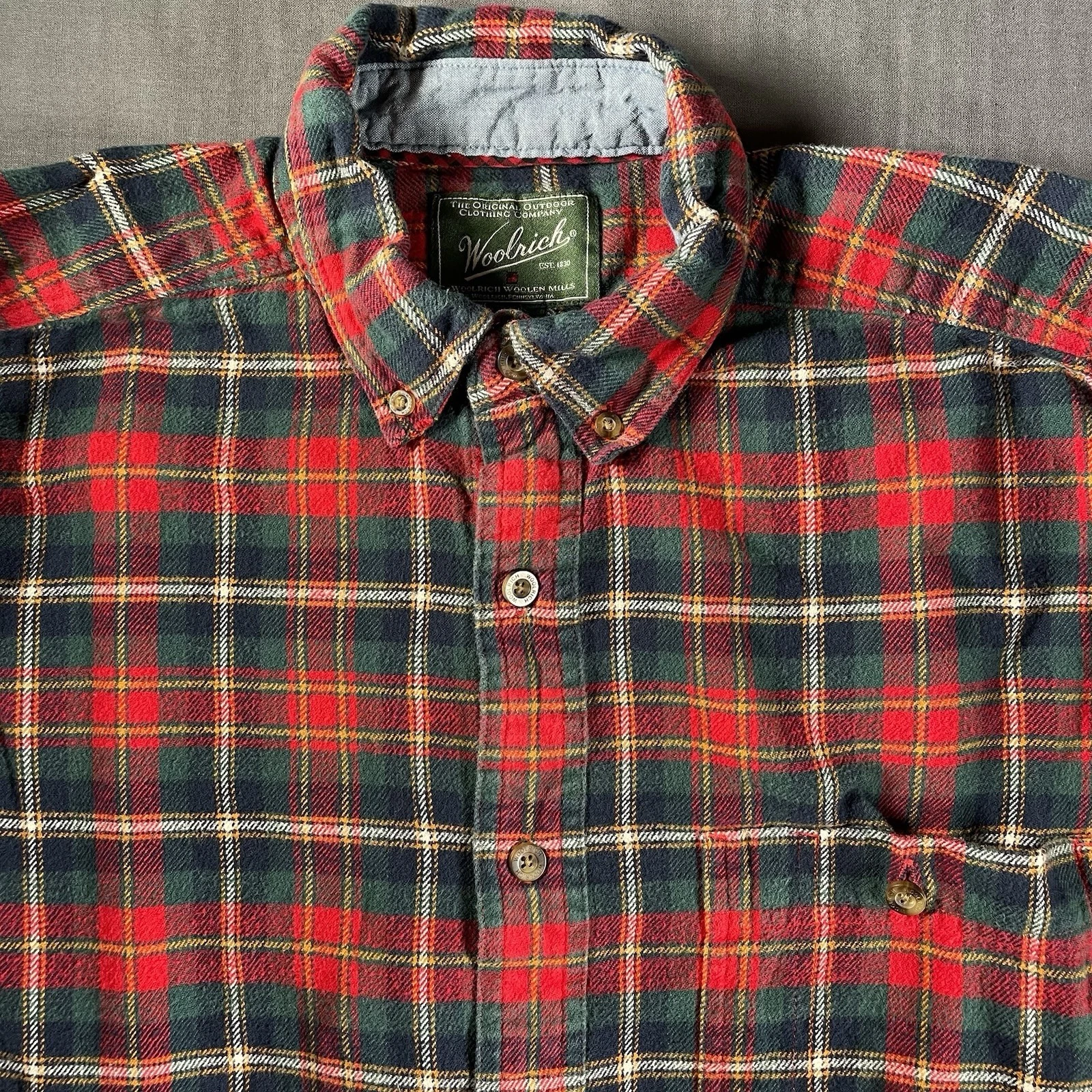 Woolrich Flannel Shirt Mens Medium Red Plaid Lumberjack Button Up Cotton