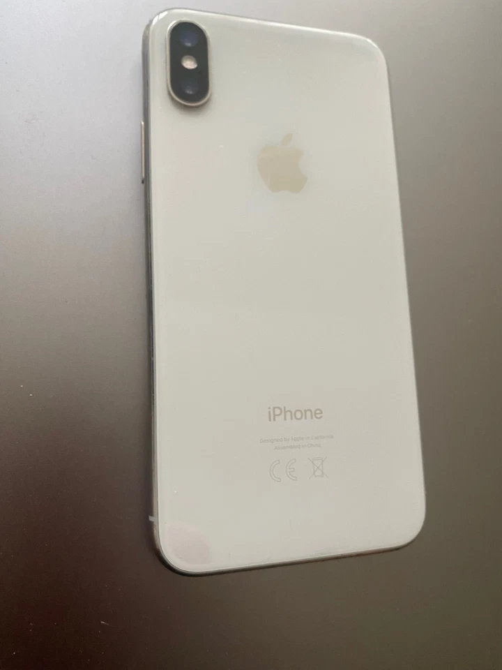 Apple iPhone X - 64 GB - Argento - Immagine 3 di 3