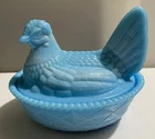 Vtg Westmoreland Blue Milk Glass Hen On Nest Covered Candy Dish 5 1/2”