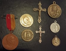 Mixed Lot Of Religious Items. 