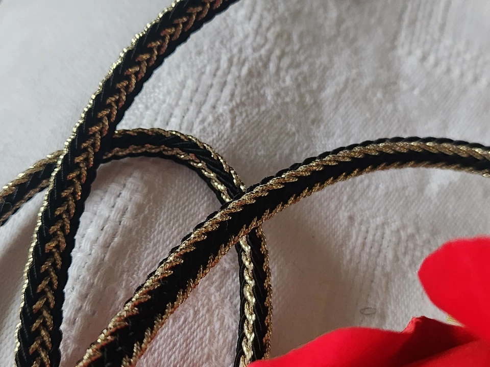 Galon vintage noir doré made In France  2 métres sur 0,6 cm A3 - Photo 4/4