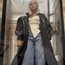 Rare Barbie Signature Styled By Maeve Reilly Barbie Doll Still In Shipper