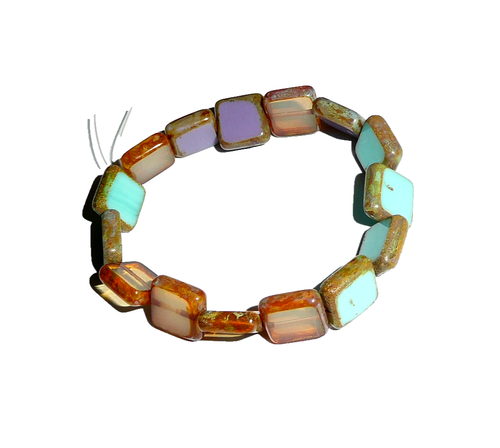 Cuentas cuadradas de vidrio checo para ventana - 10 mm hilo 15 cuentas - púrpura, aguamarina, amarillo - Imagen 1 de 5