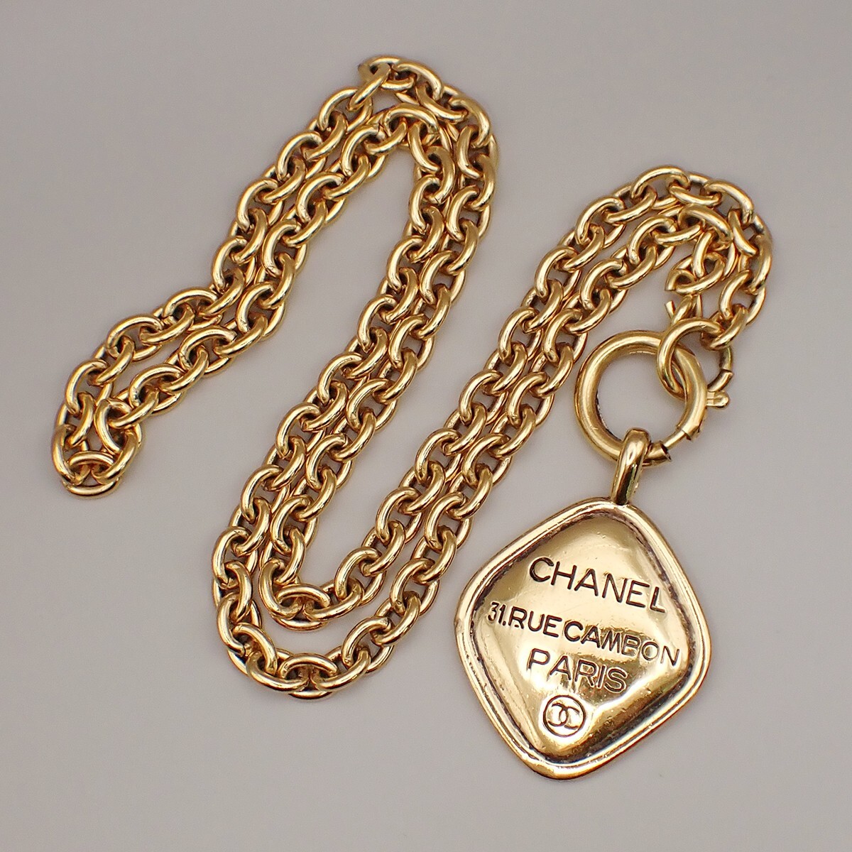 CHANEL CC Logo 31 RUE CAMBON Chain Necklace Pendant GHW Gold