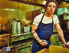 JEREMY ALLEN WHITE signed (THE BEAR) Chef Carmen 8X10 photo BECKETT BM39068 JEREMY ALLEN WHITE signed (THE BEAR) Chef Carmen 8X10 photo BECKETT BM39068