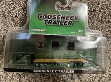 1:64 GreenLight HITCH TOW BLACK GOOSENECK 5th Wheel FLATBED TRAILER CHASE