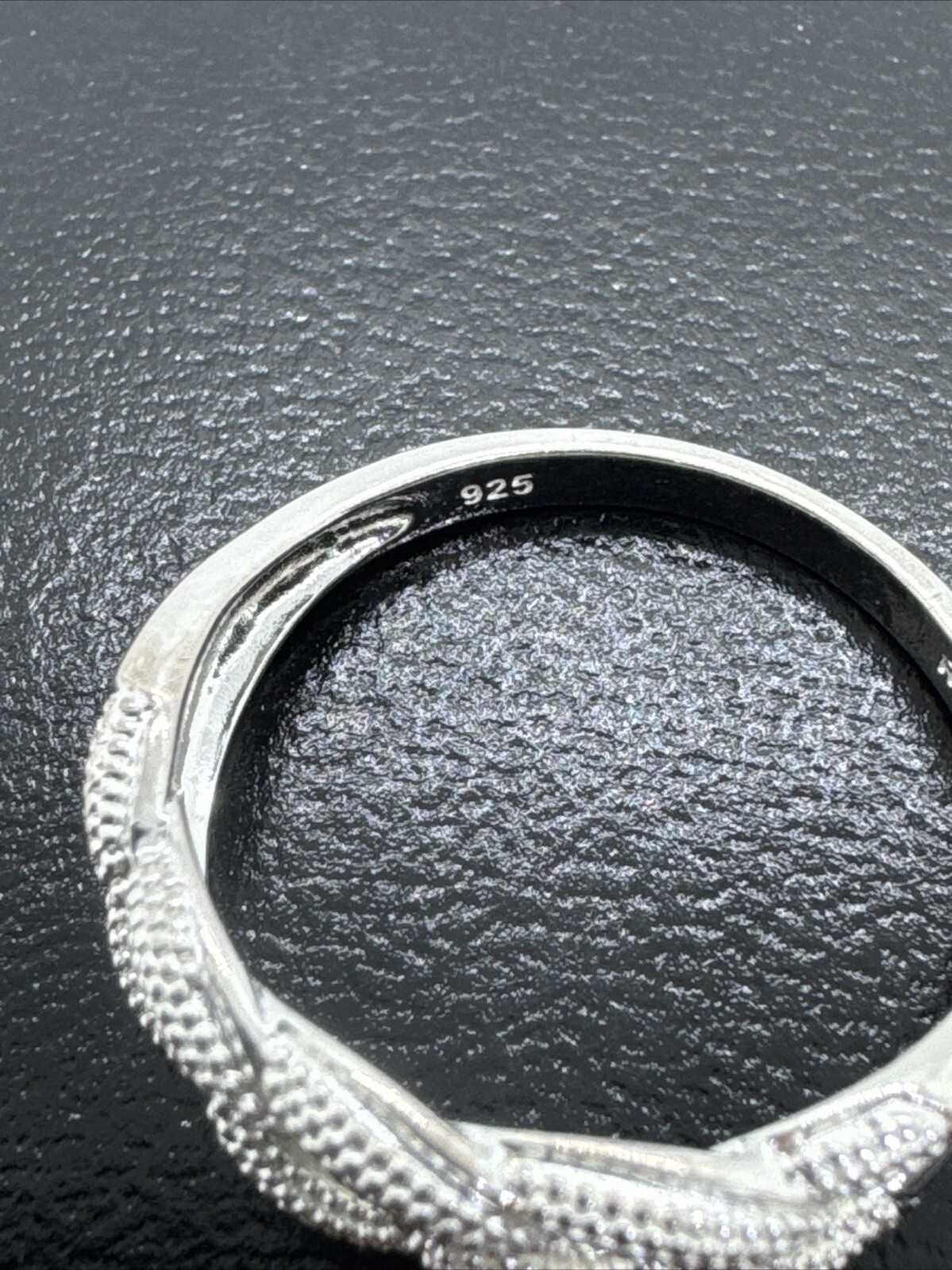 925 Sterling Silver Textured Interlocking Links R… - image 3