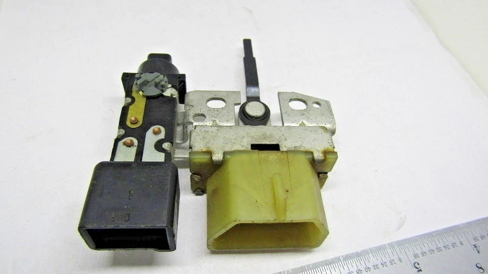 Interruptor de ventilador E8TH-19A642-AA A/C compatível com 1988 1991 Ford Bronco - Imagem 4 de 4