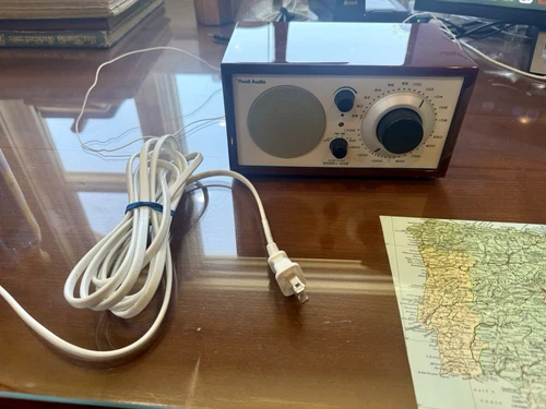 Tivoli Audio Henry Kloss Model One AM/FM Radio Rare Platinum Series c Box Etc. - Picture 2 of 11