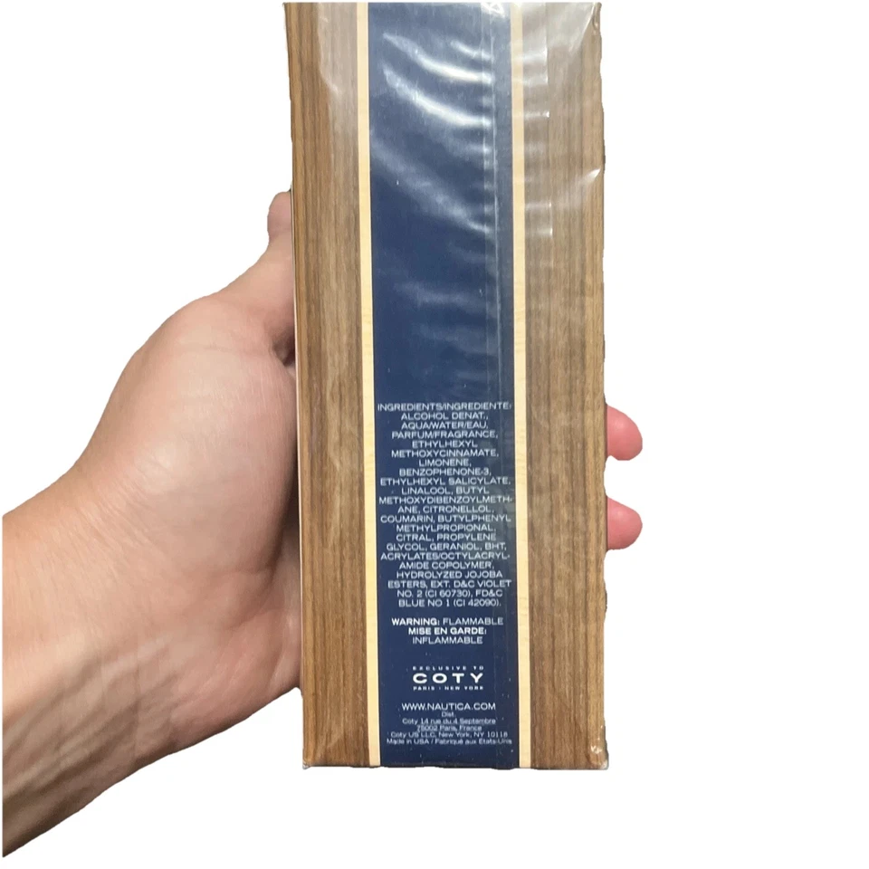 Nautica Life Cologne by Nautica Eau De Toilette spray masculino 3,4 oz/100 ml - Imagem 3 de 3