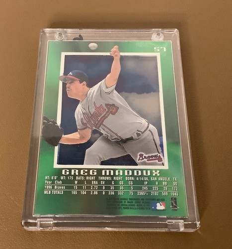 1997 Greg Maddux #57 EX 2000 Atlanta Braves With Holder - Picture 3 of 4