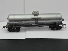 HO Scale Athearn Southern Pacific single dome tank car 60683