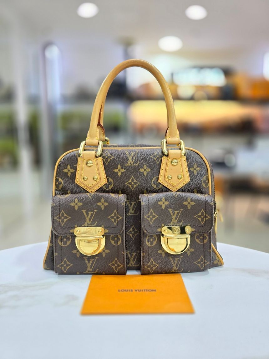 Louis Vuitton Manhattan PM Monogram Tote Bag M40026