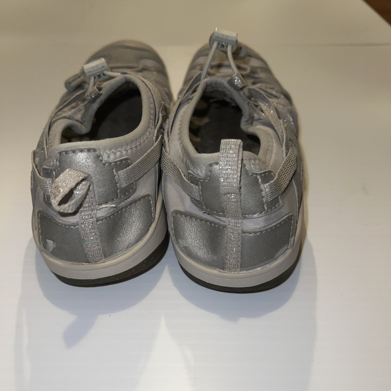 Sandali Keen donna ragazza taglia US 4 grigio chiaro argento scintillante