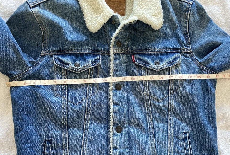 Levi's Sherpa Trucker Jacket, photo 4 of 5