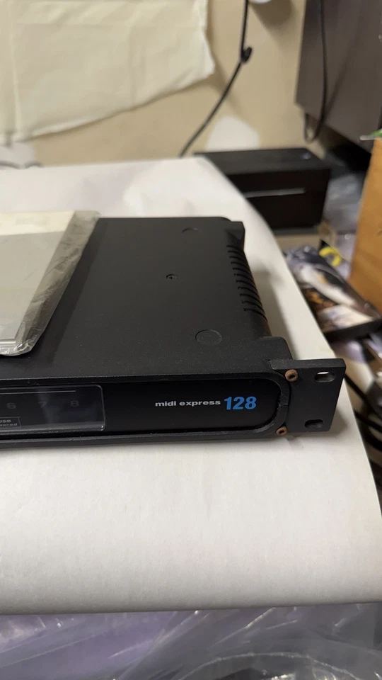 MOTU Midi Express 128 8x8 USB Interface - Image 4 of 4