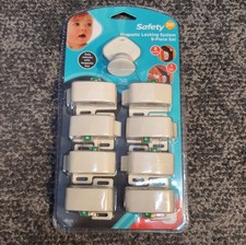 Safety 1st Deluxe Magnetic Locking System 1 Key 8 Locks White NEW Child Proof
