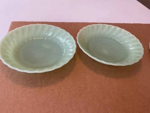 2 FIRE KING ANCHOR HOCKING JADEITE SWIRL 6.5” BOWLS