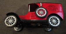 Spec cast:  Liberty Classics 1916 Studebaker 1:24 Scale
