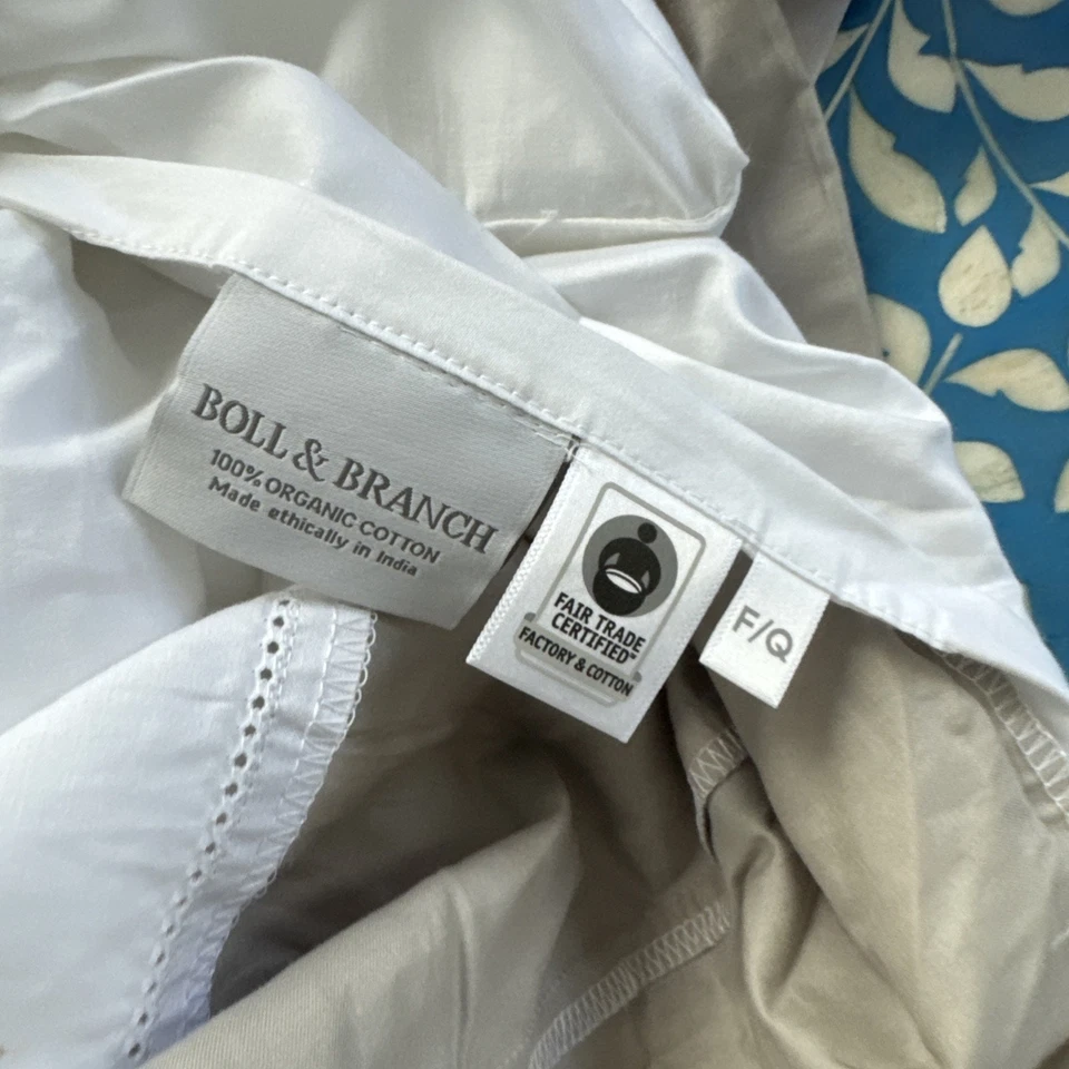 Funda Nórdica Boll and Branch Blanca con Borde Grueso Gris Satén Reina Foto 4 de 4