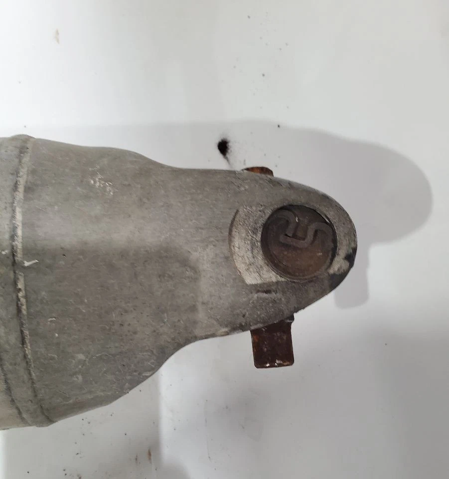 Eje de transmisión delantero usado se adapta a: camioneta GMC Sierra 2500 2006 a 6 velocidades opt MW Foto 3 de 4