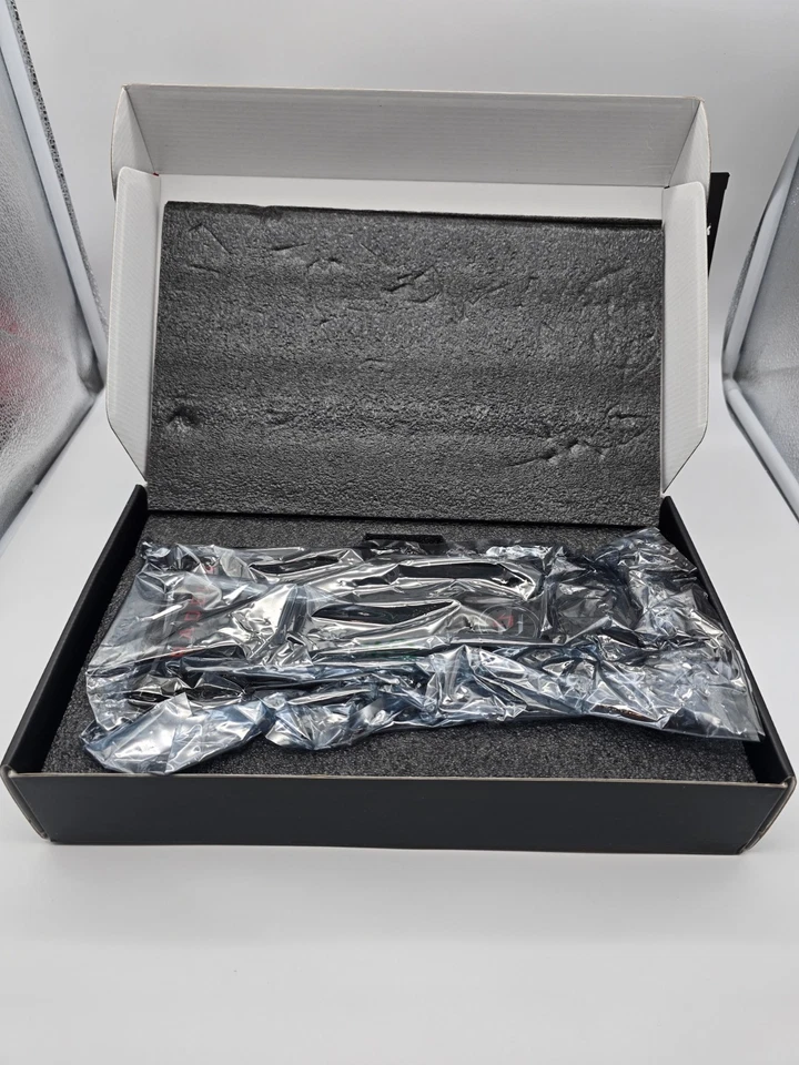 ASRock Radeon RX Vega 56 8GB HBM2 Graphics Card (90-GA0900-00UANZ) - Image 4 of 4