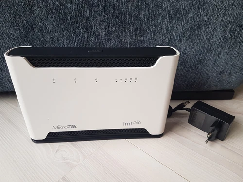 MikroTik Chateau LTE18 4G LTE Router RBD53G-5HacD2HnD-TC&EG18-EA