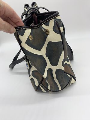 Dooney & Bourke Large Giraffe Print Bag | eBay display picture 1