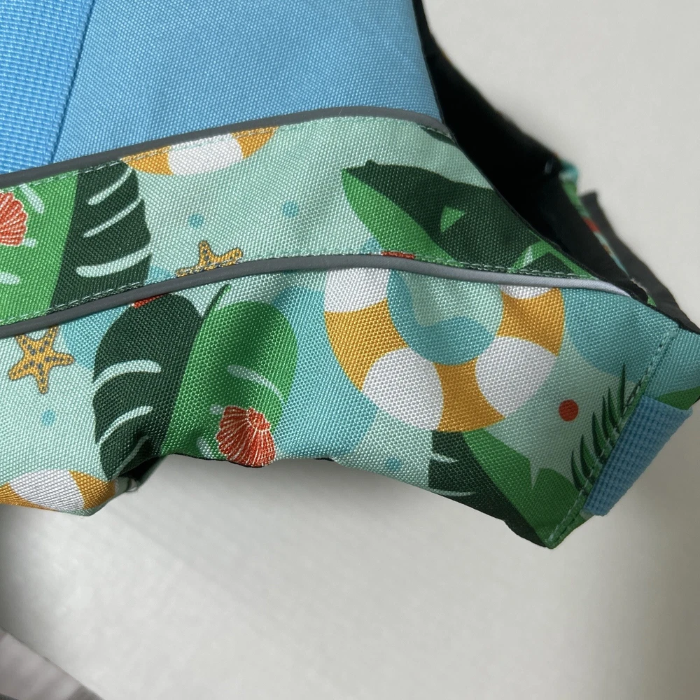 Medium Dog Harness with Beach Umbrellas Design for Comfortable Walks