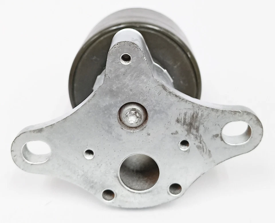 Blemish GM Exhaust Gas Recirculation (EGR) Valve 12568582 for GM 90-06 - Image 4 of 4