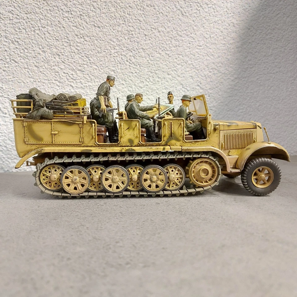 Forces of Valor 1:32 German Sd.Kfz. 7 Half-Track, Normandy/France 1944 + Zubehör - Bild 4 von 4
