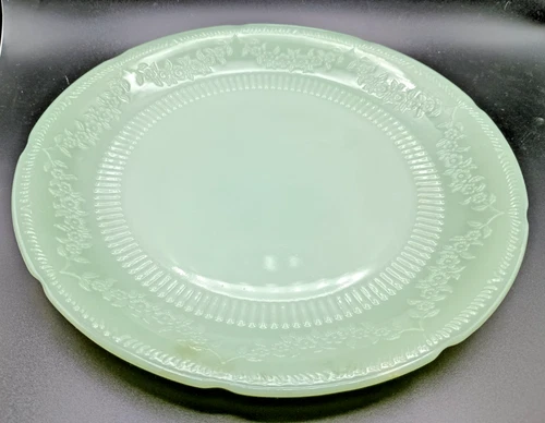 Jadite Alice Pattern Fire King Glass 9" dinner plate 9 1/4” Jadeite NICE Hocking