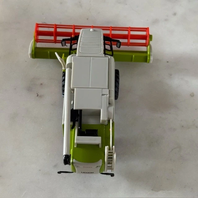 Norscot HO 1:87 Scale Claas Lexion 580 Combine Harvester #56016 - New no box - Image 4 of 4