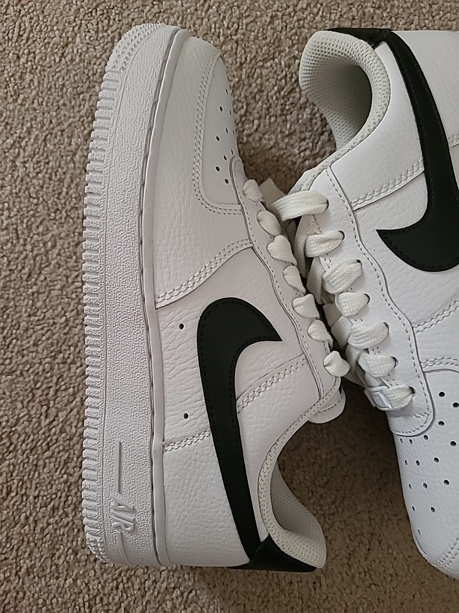 Nike Air Force One Shoes Womens Size 7 or youth size 5.5 white sneakers Nike Air Force 1 White Shoes 5.5y/Women main image 2