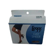 New LEGGS Day Sheer Pantyhose Size Q Suntan 1pr. Control Top Nylon DG0004 SU