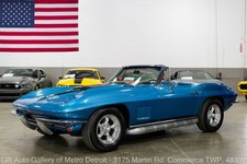 1967 Marina Blue Chevrolet Corvette   | C2 Corvette Photo 1