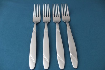 Oneida RISOTTO Dinner Forks (Set of 4) Stainless Frosted Handle NEW 7 3/4''