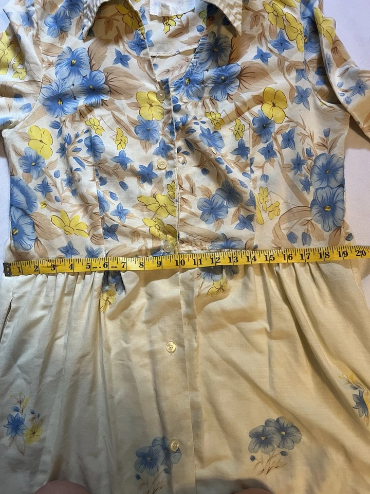 Vestido De Colección Sears XL Maxi Manga Larga Azul y Amarillo Floral, Abotonado, Bolsillo Foto 3 de 4