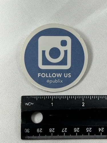 Publix Super Market Publix pin Follow Us set of 2 Pin lot - Picture 6 of 7