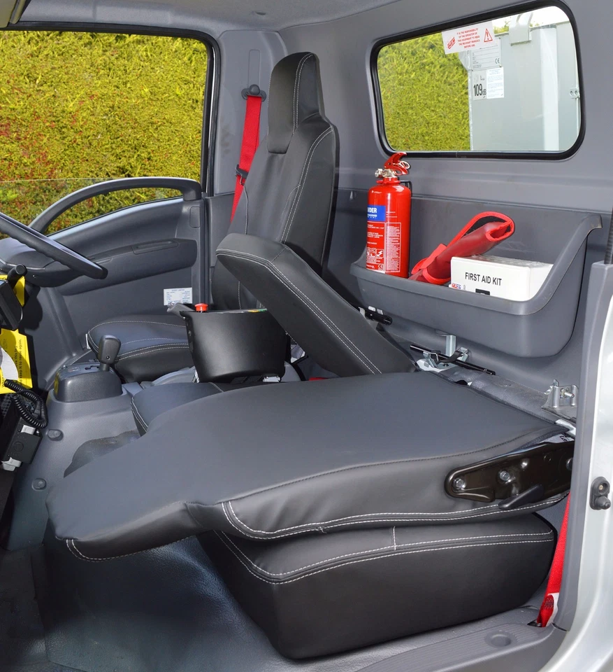 Fundas de asiento a medida impermeables de cuero sintético para camión Isuzu N35 volquete 7,5 easyshift Foto 3 de 4