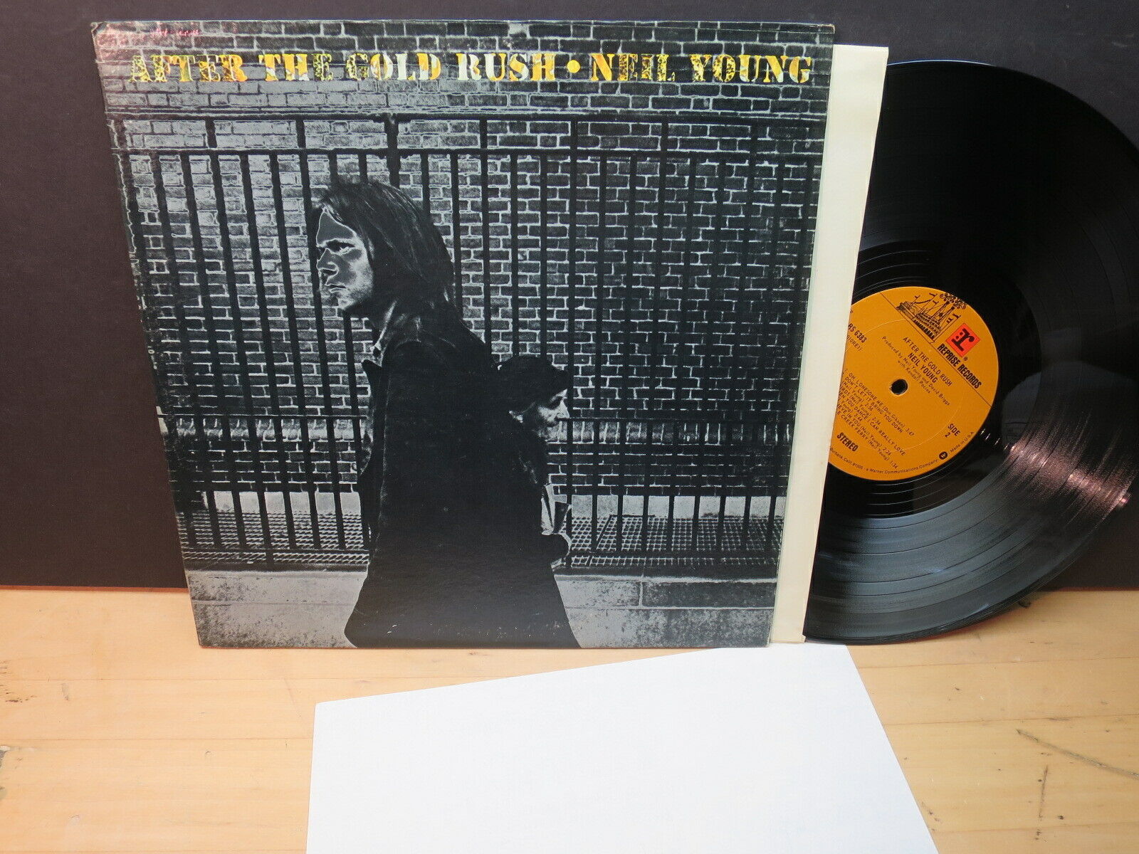 Neil Young: After The Gold Rush (M- 1975 Reprise RS-6383 REPRESS, US LP)  LYRICS
