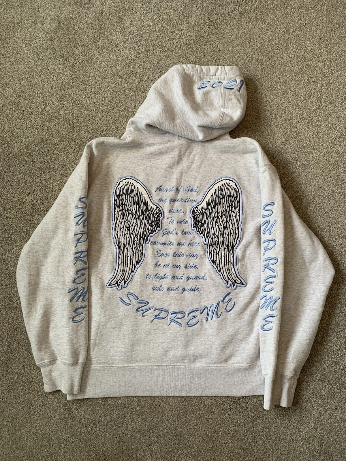 Sweat à capuche FW21 Supreme « Guardian »   Gris loup   Medium