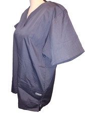 NEW UA Scrubs Women Medium Top Grey Pocket Nurse Dental Vet Short Sleeve V Neck