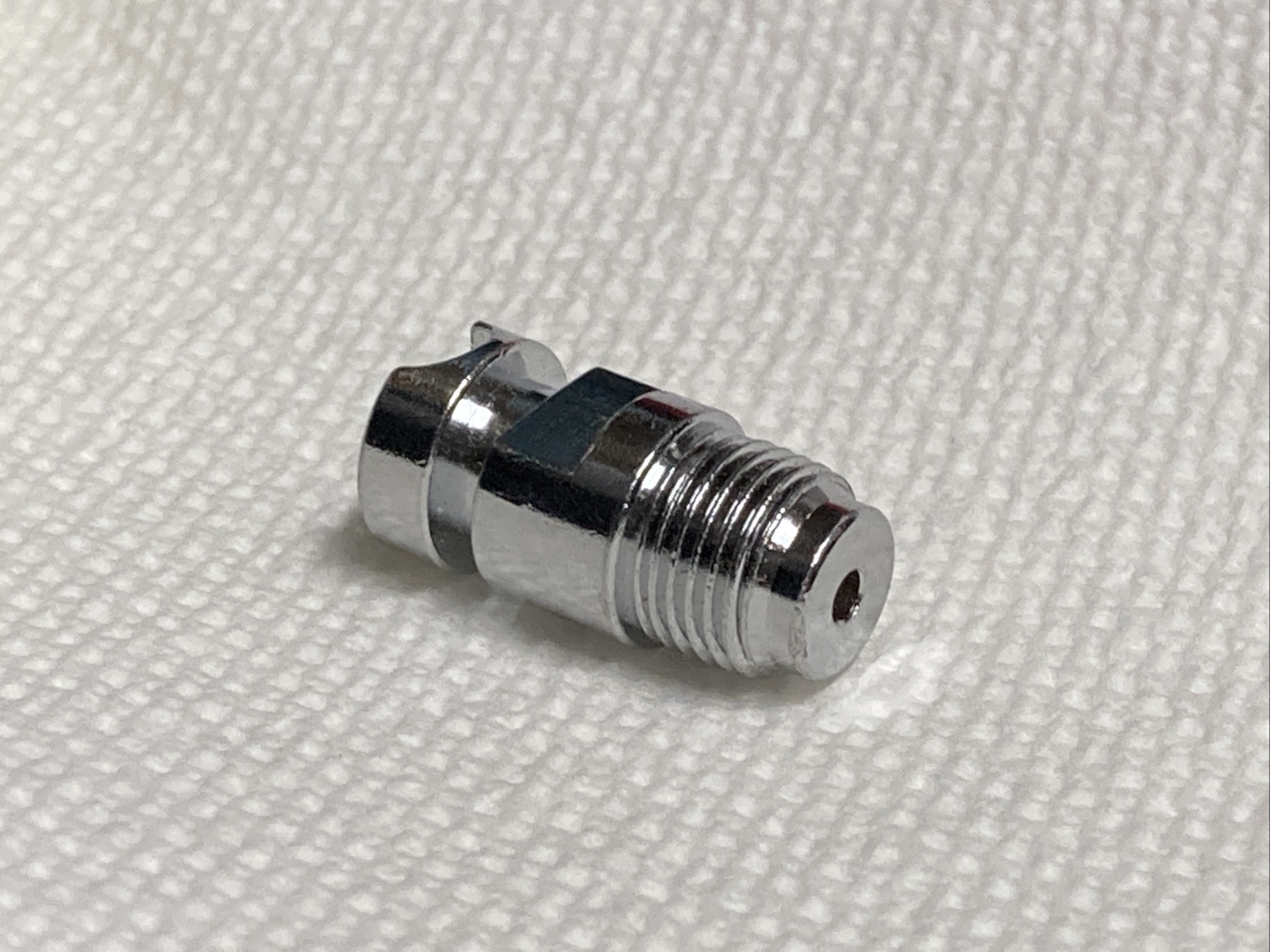 One New GENUINE PRESTO Pressure Cooker Vent Pipe or Weight Jiggler Stem - 85652