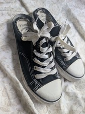 Women's Insekta Black  White Canvas Sneakers Size 6