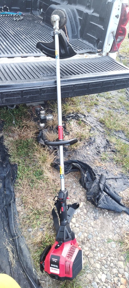 Troy-Bilt TB304S 30cc 4-Cycle 17 In. Straight Shaft Gas Trimmer 41BD304S766 - Image 3 of 4