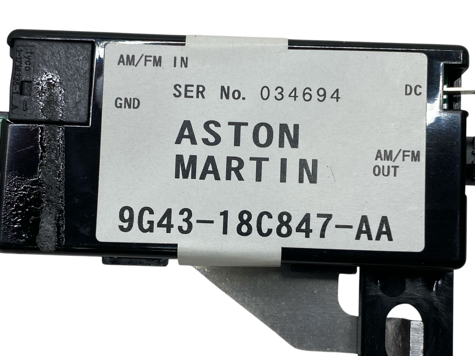 2009 Aston Martin Vantage Am/Fm Antenna Amplifier 9G43-18C847-AA Oem