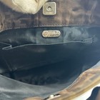 Foto 16 di 24